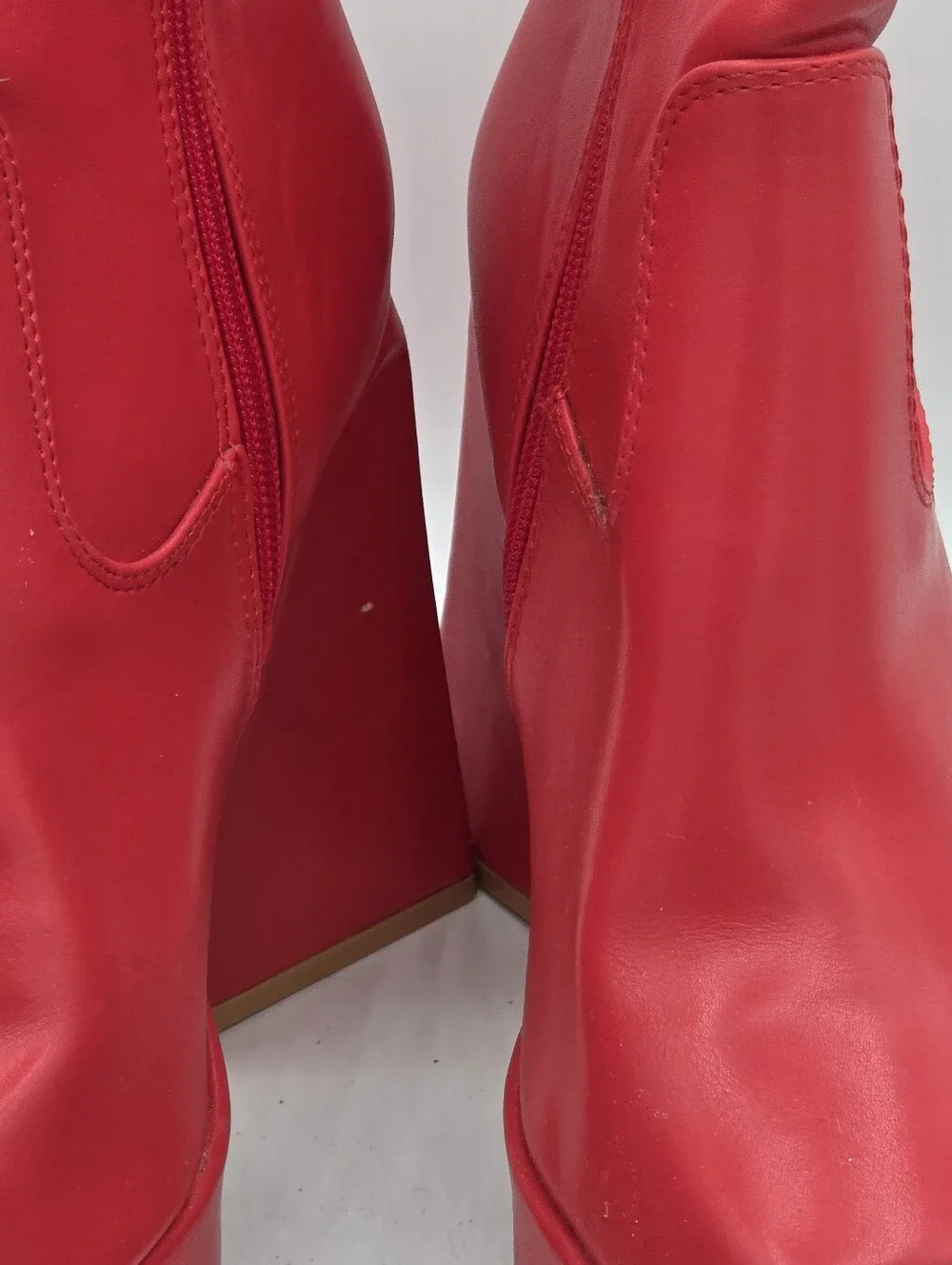 SHEIN Red Platform Wedge Ankle Boots